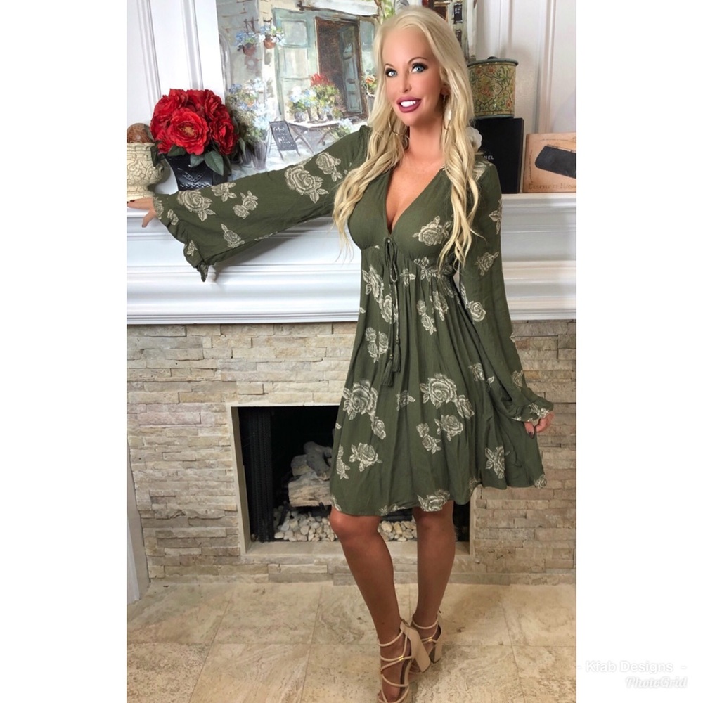 ❤️LAST 1! Olive V Neck Bell Sleeve Floral Dress! - Picture 2 of 6